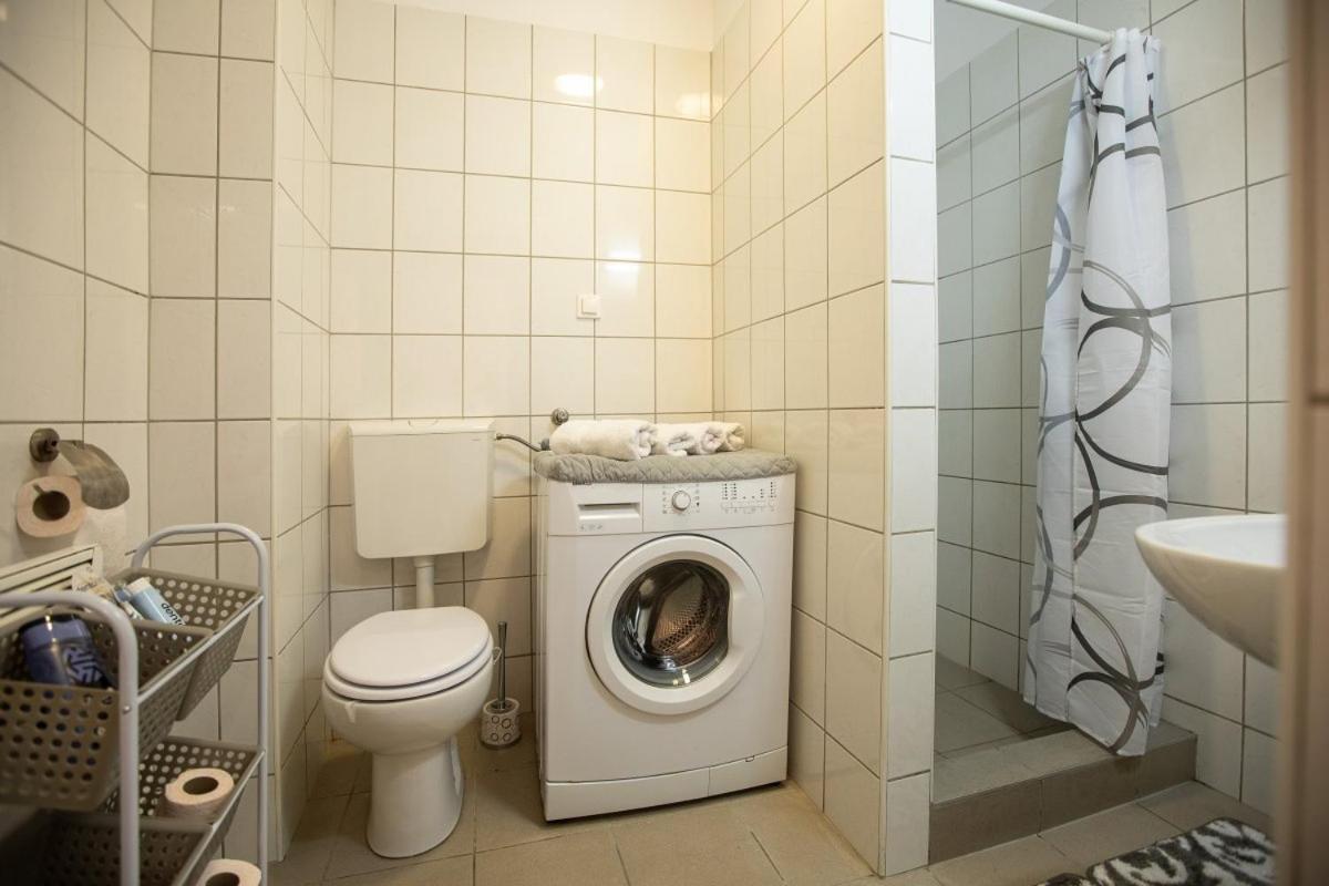 Maribor City Center Minidorm Apartment エクステリア 写真